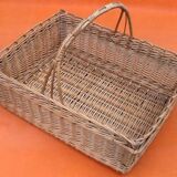 Wicker woven centerpiece basket