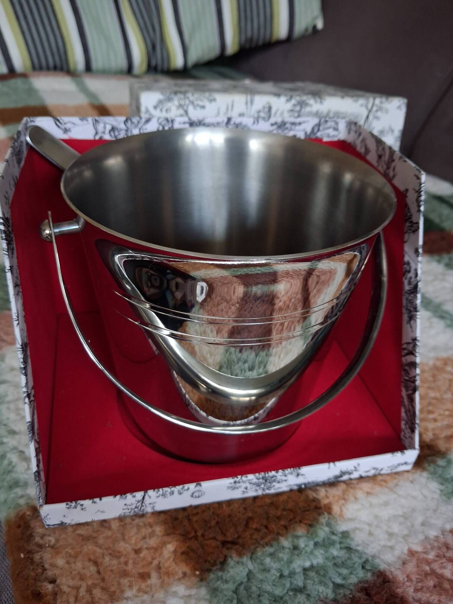 Full set vintage ice bucket by Guy Degrenne