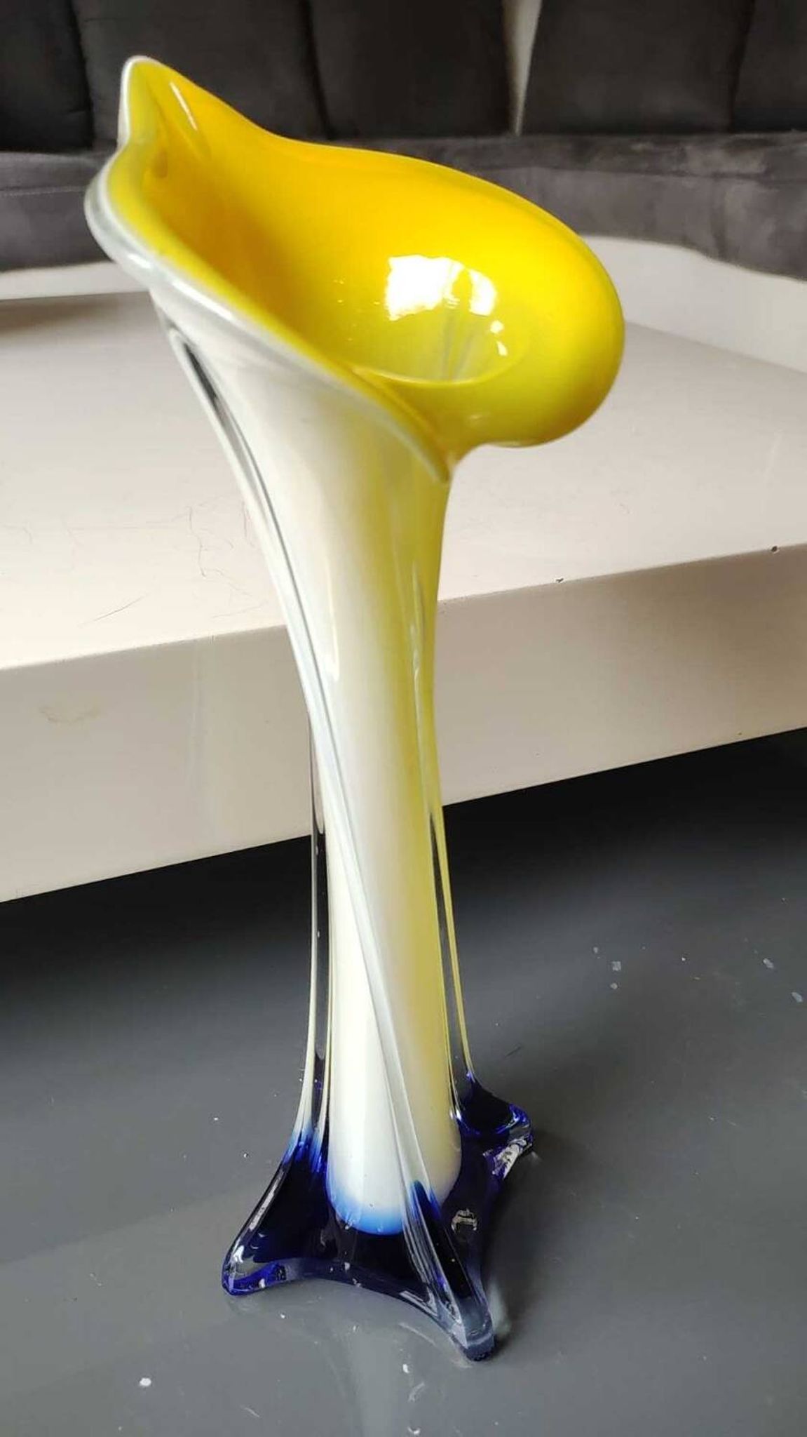 Vase Soliflore fleur d Arum/Jack in the Pulpit. Murano . Haut 30,5 cm