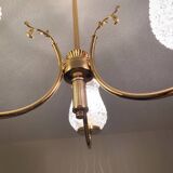 Minimalist and chic gold 3-arm chandelier