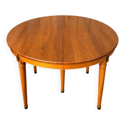 Table à manger de style Louis XVI en merisier avec rallonge