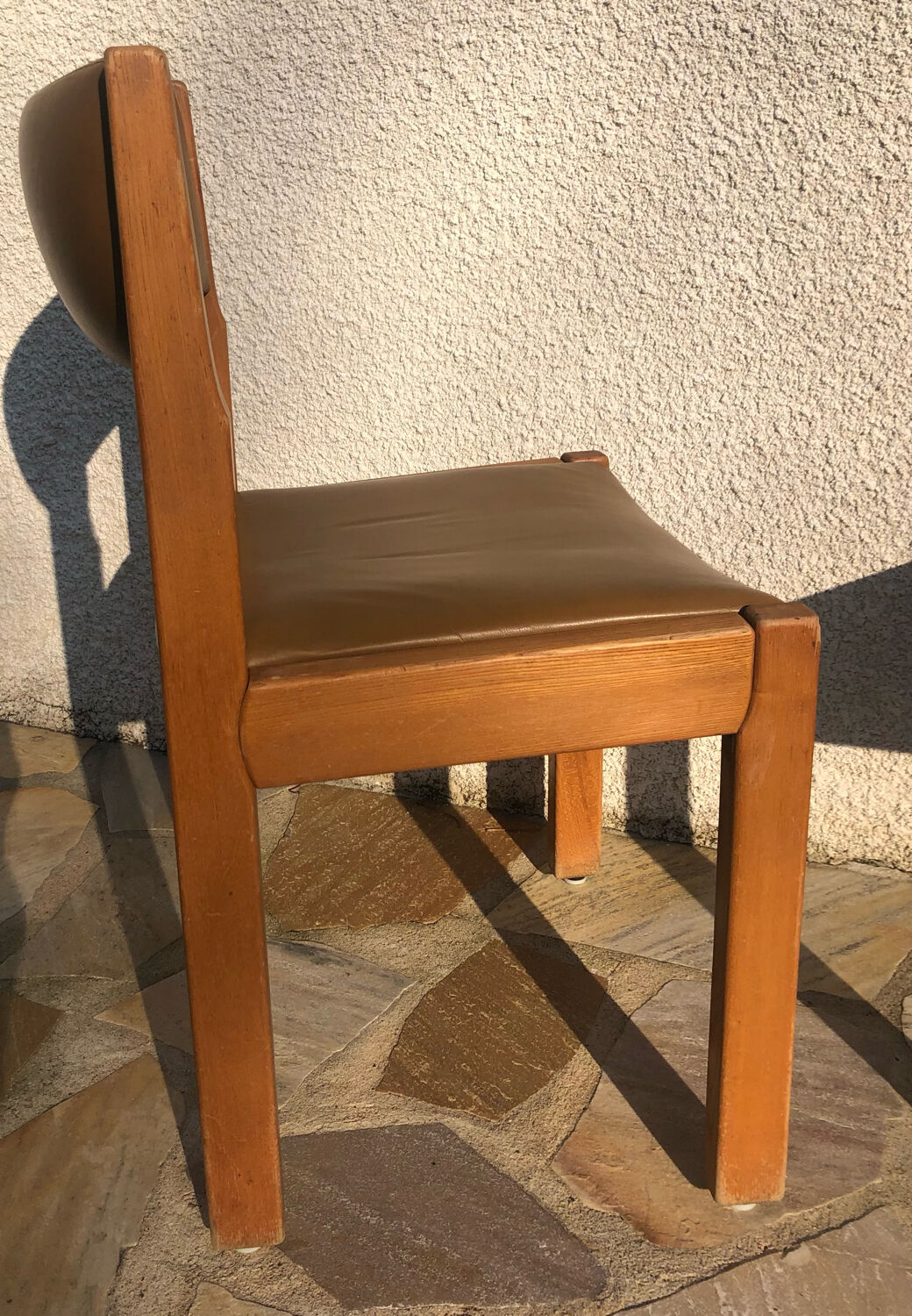 Lot 6 vintage chairs