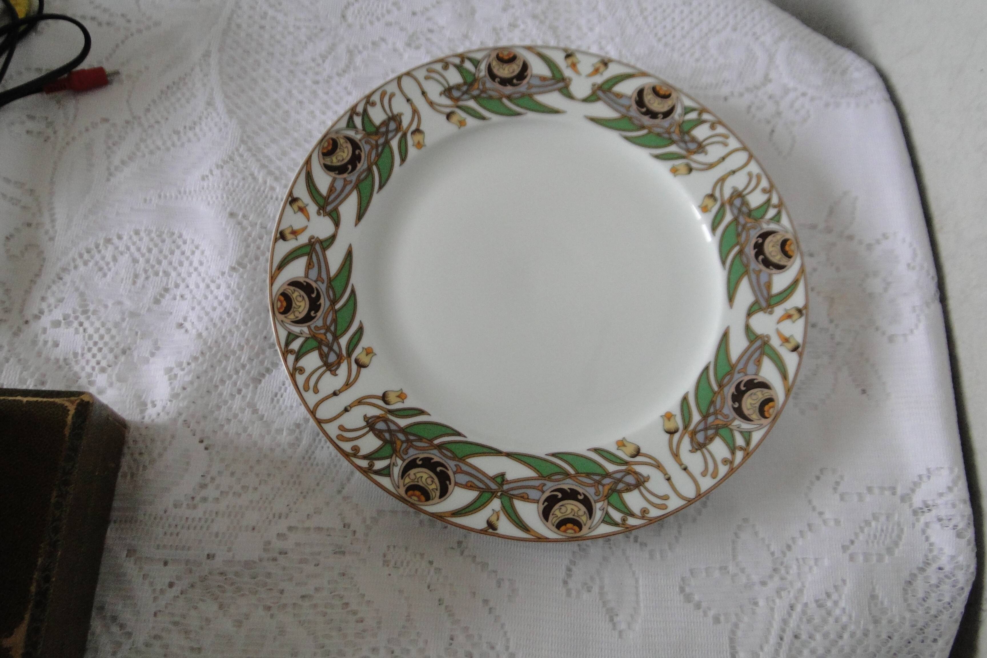 LARGE LIMOGES PORCELAIN SERVING DISH