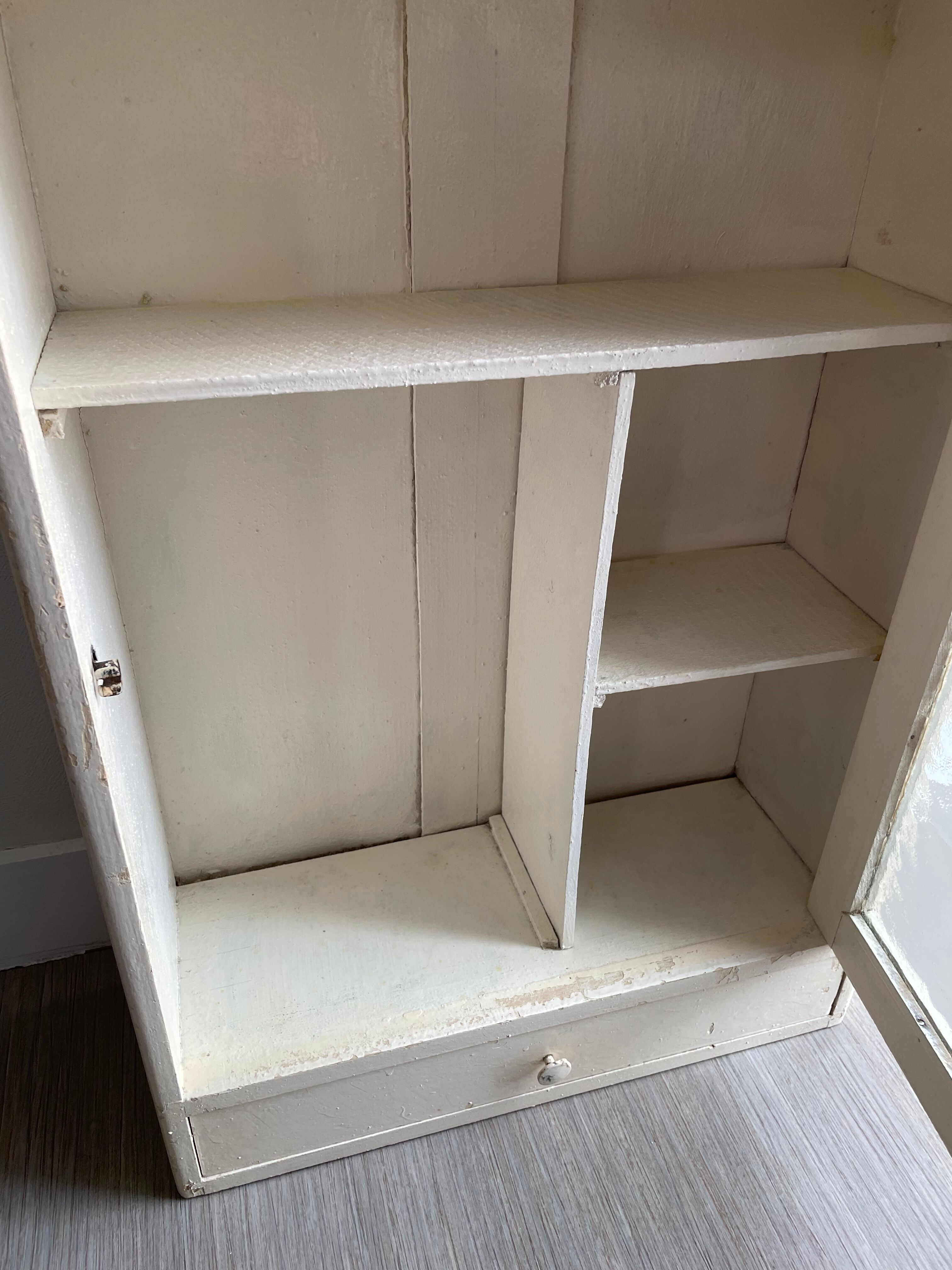 Bathroom cabinet pharmacy patinated wood