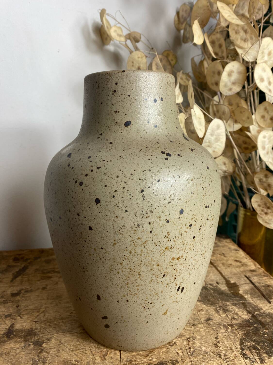 Pyrite stone vase from Annon clay