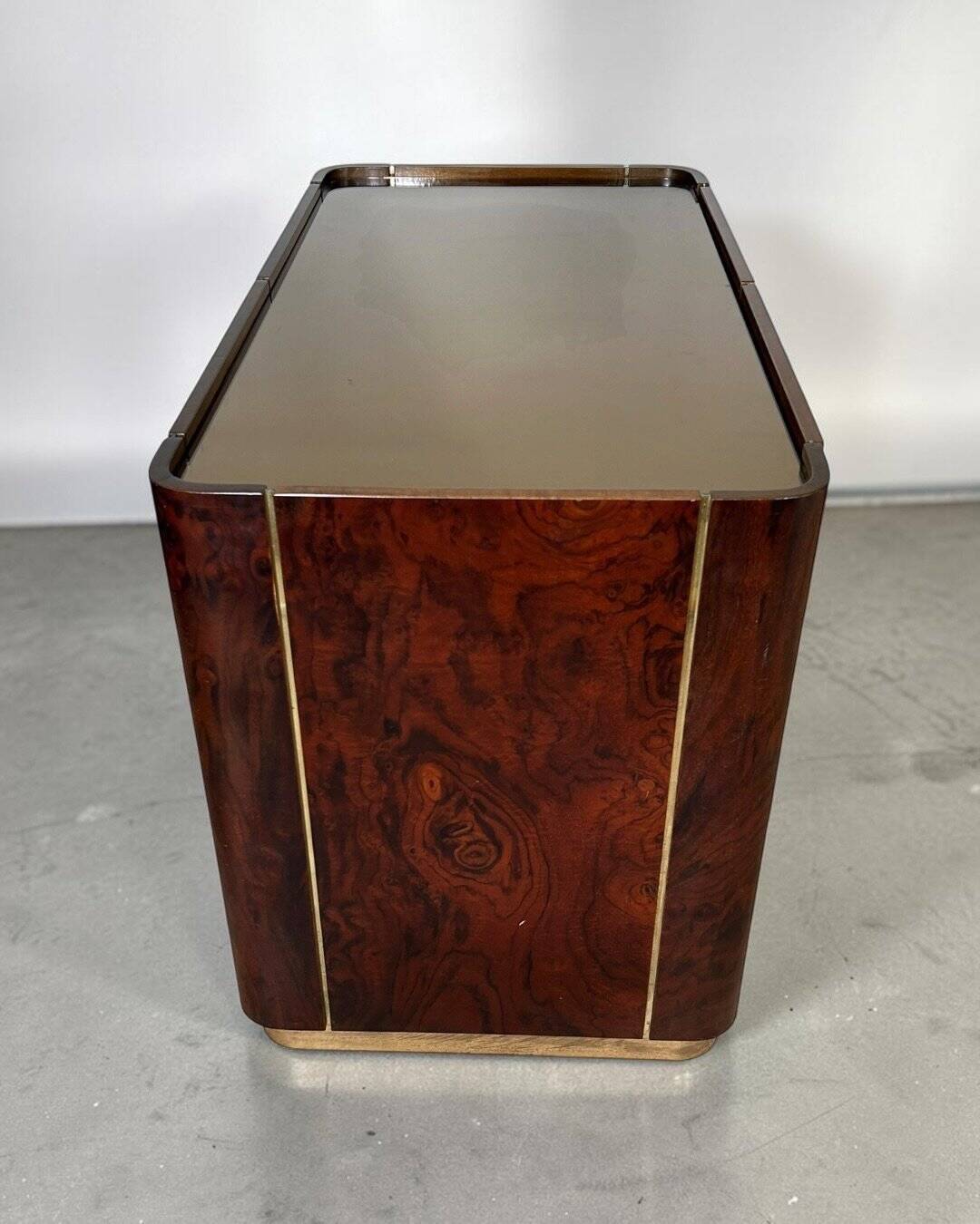 Dry bar in walnut and brass with a mirrored top, Italy 1970.