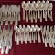 A cutlery set of 81 pieces.