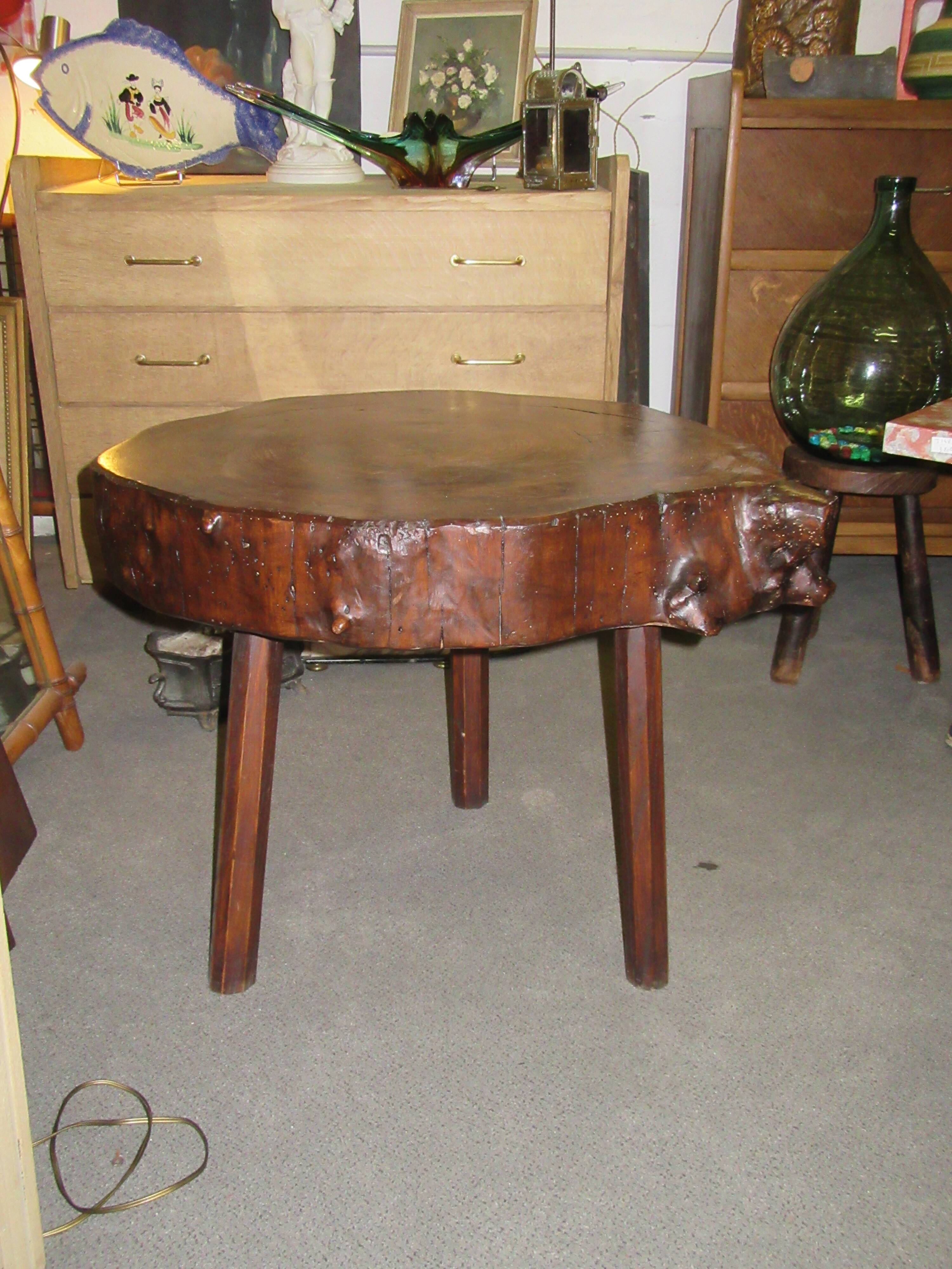BRUTALIST TABLE