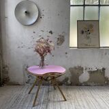 Table basse vintage en rotin rose