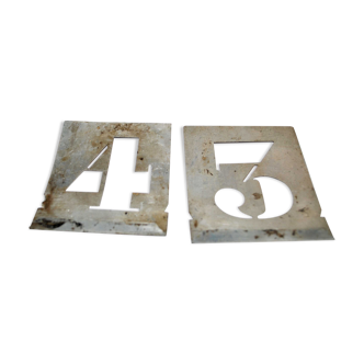 Antique stencils made of aluminum metal? Numbers 4 & 3 openwork INDUSTRIAL Letter 9.5 x 10.5 cm