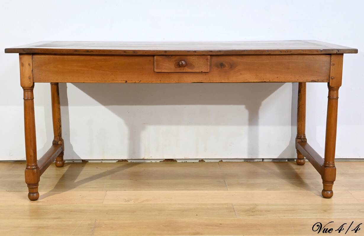 Property Farm Table in Cherry, Louis XIV style – Early 19th century