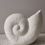 Bernard shell vase