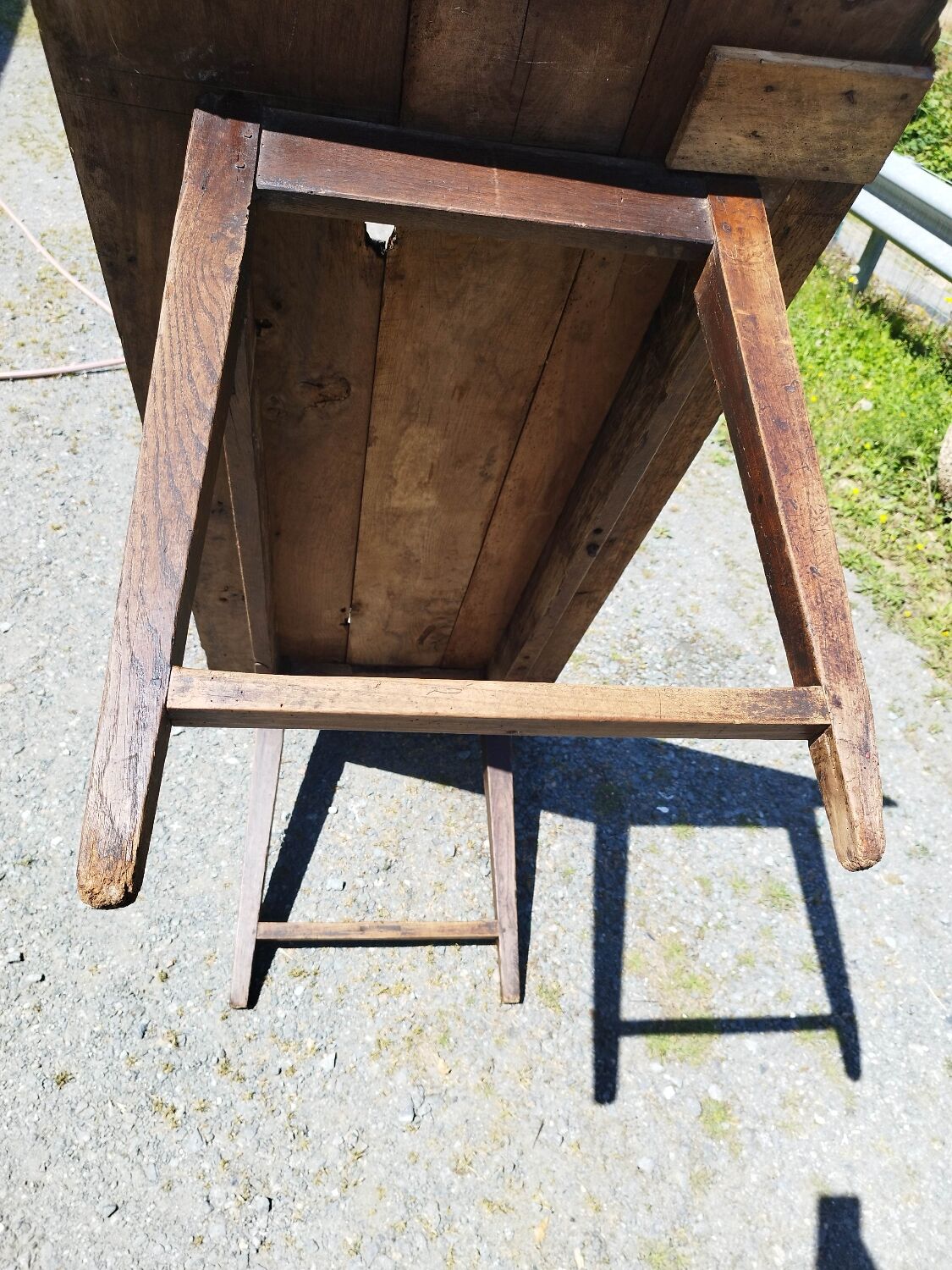 Large rustic farmhouse table bobbin legs