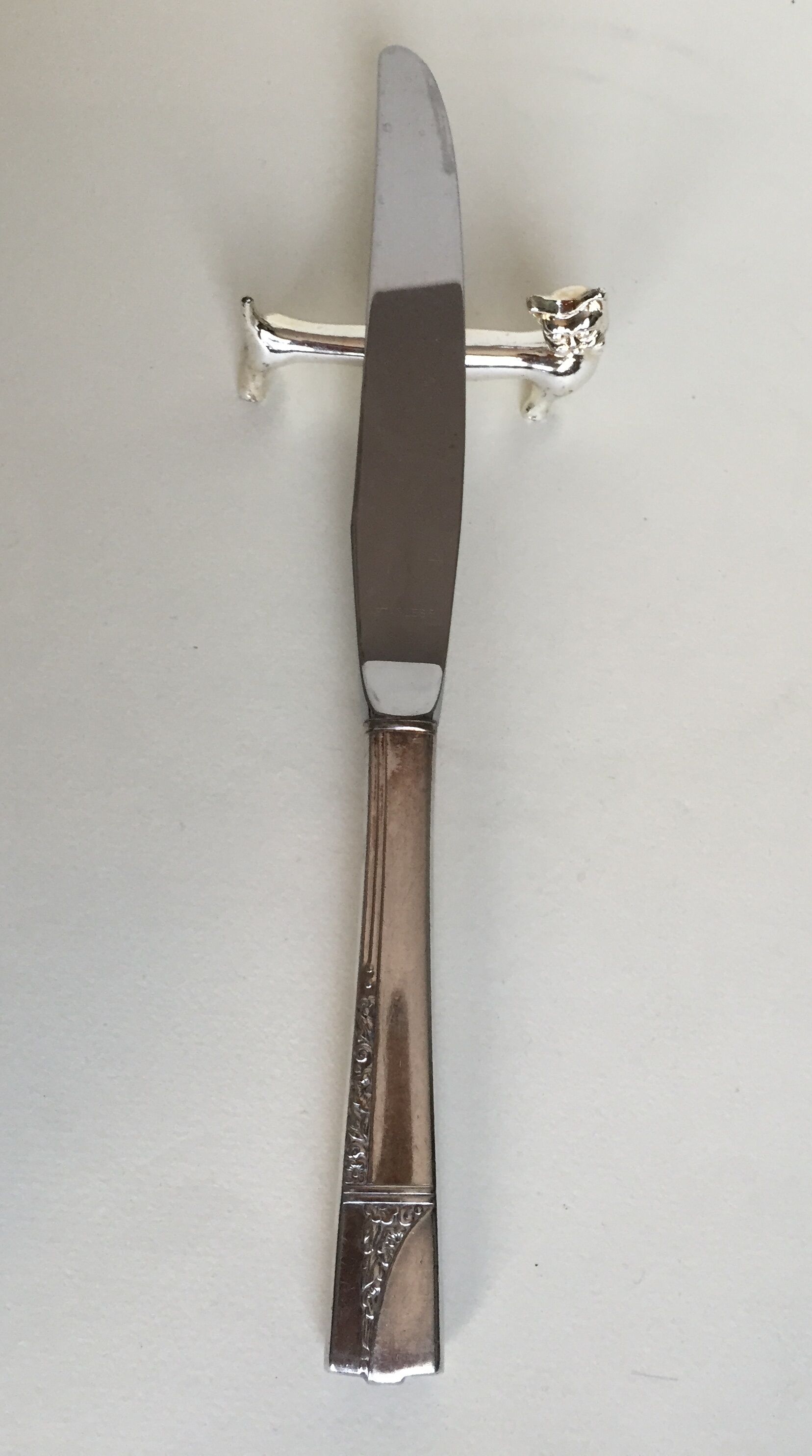 Set of 6 door silver metal knives