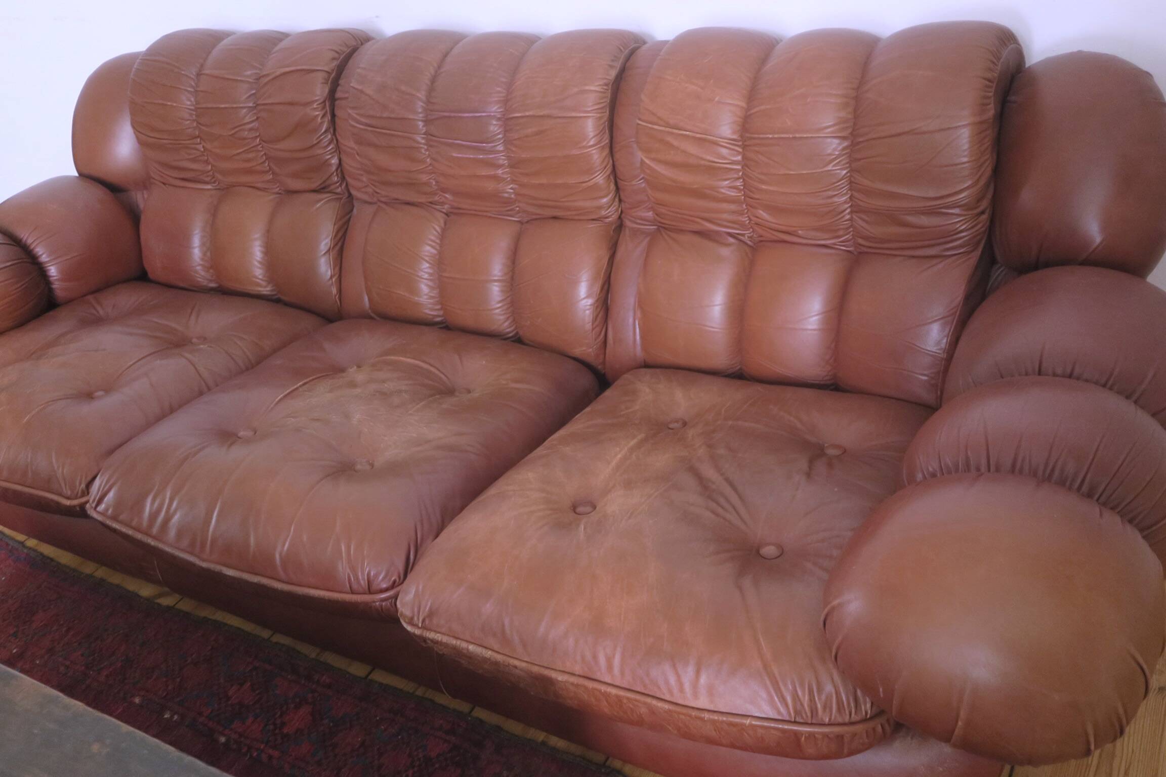 Italian voluminous leather 3-seater sofa after Rino Maturi 230 cm, 1970s