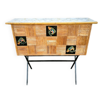 Rattan design bar