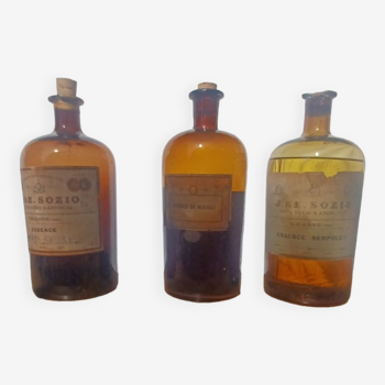 3 anciens flacons de pharmacie pot/bocal apothicaire #1