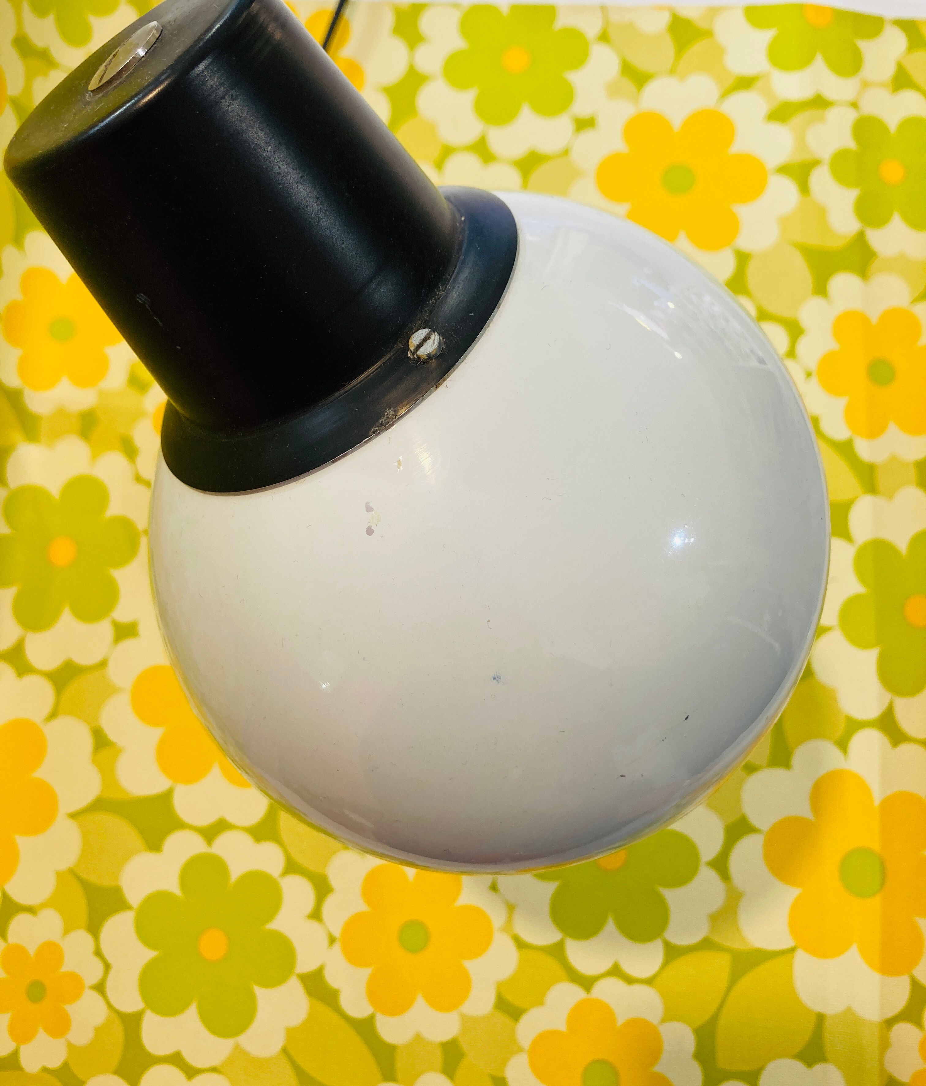 Light gray lamp of the 60s-70s articulated