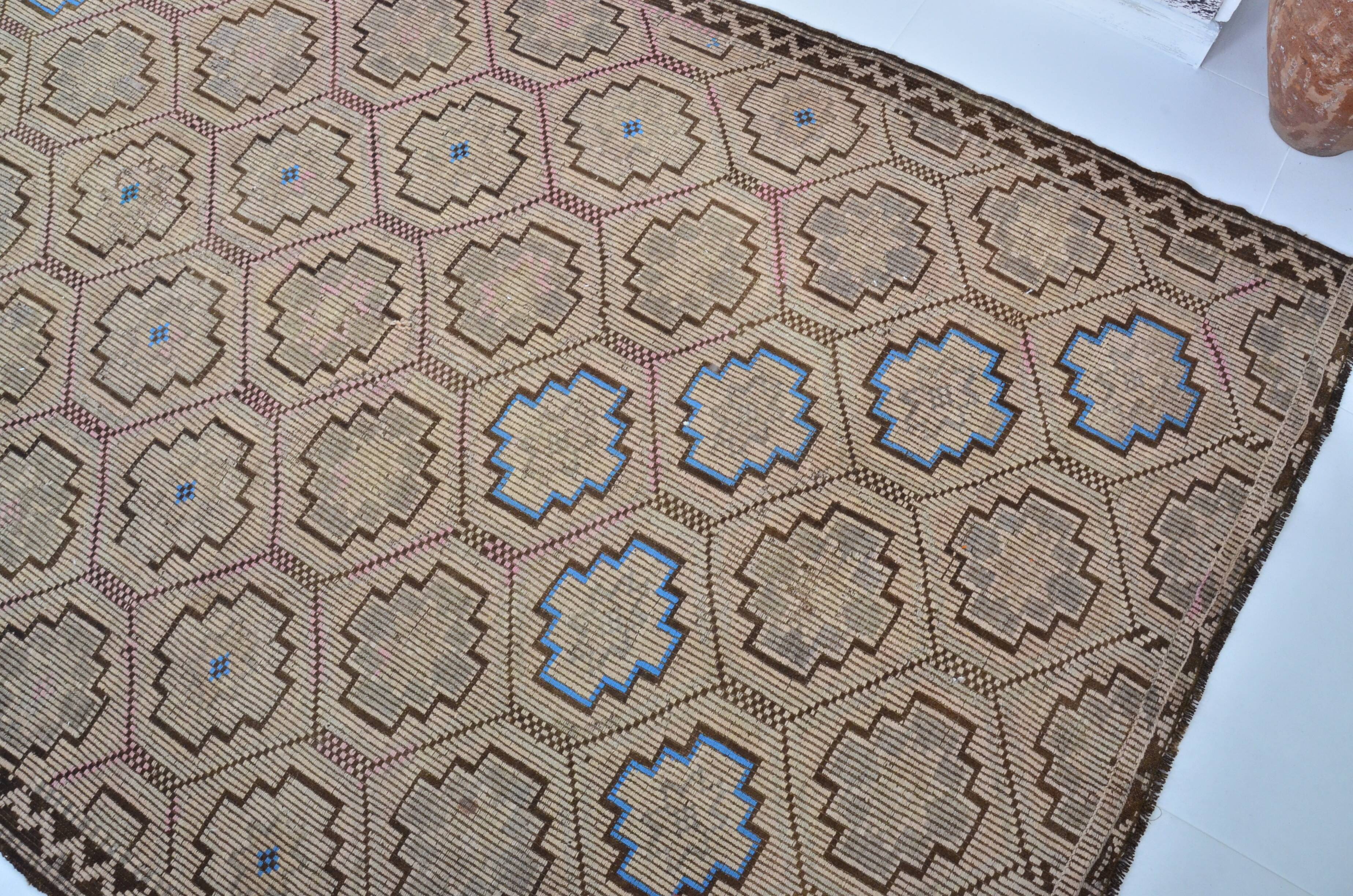 Vintage Anatolian Floor Kilim Rug, Reference 3542