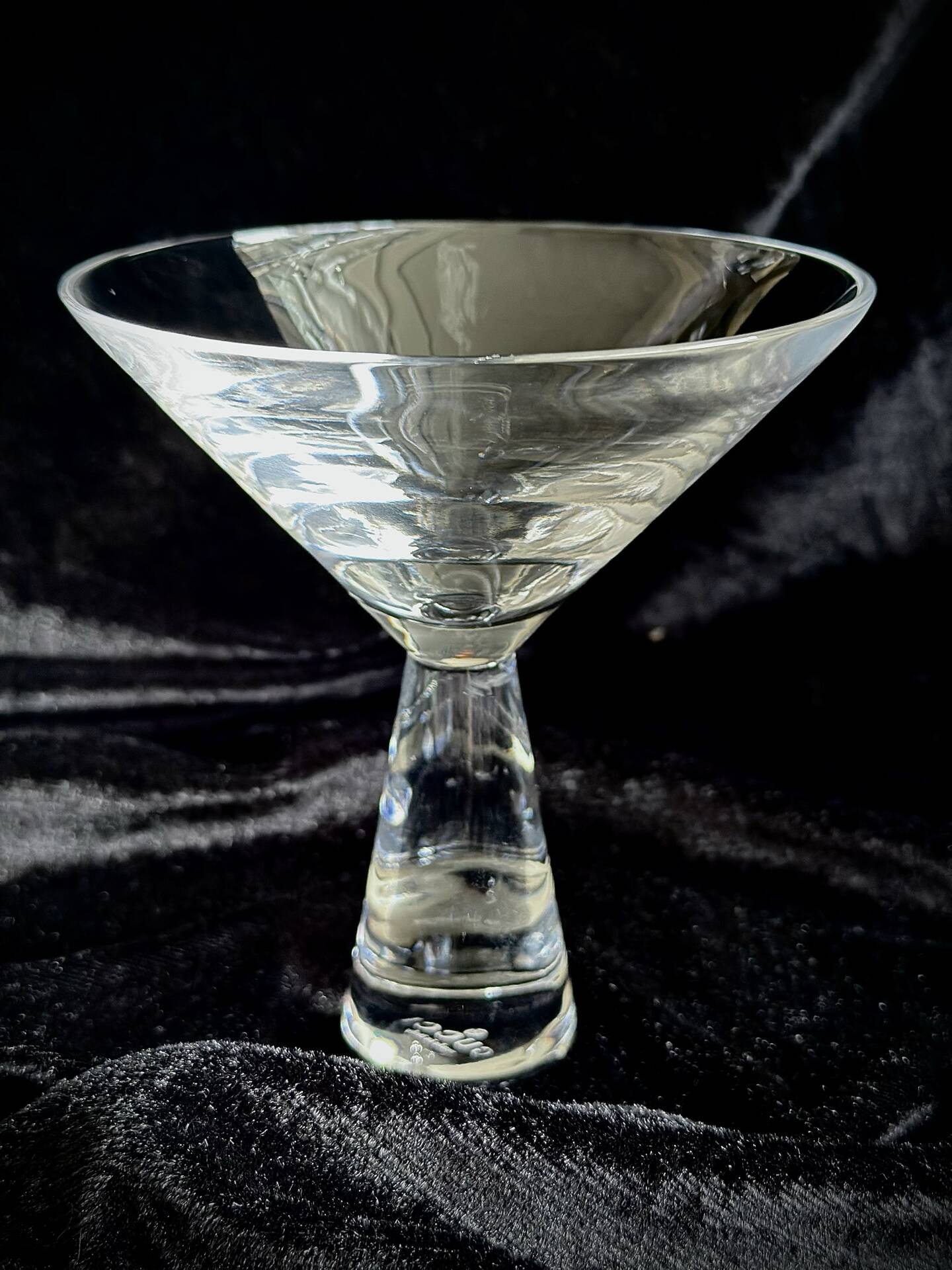 Rare Gucci Home Martini Glasses Set of 4 – Signed Made in Italy – Tom