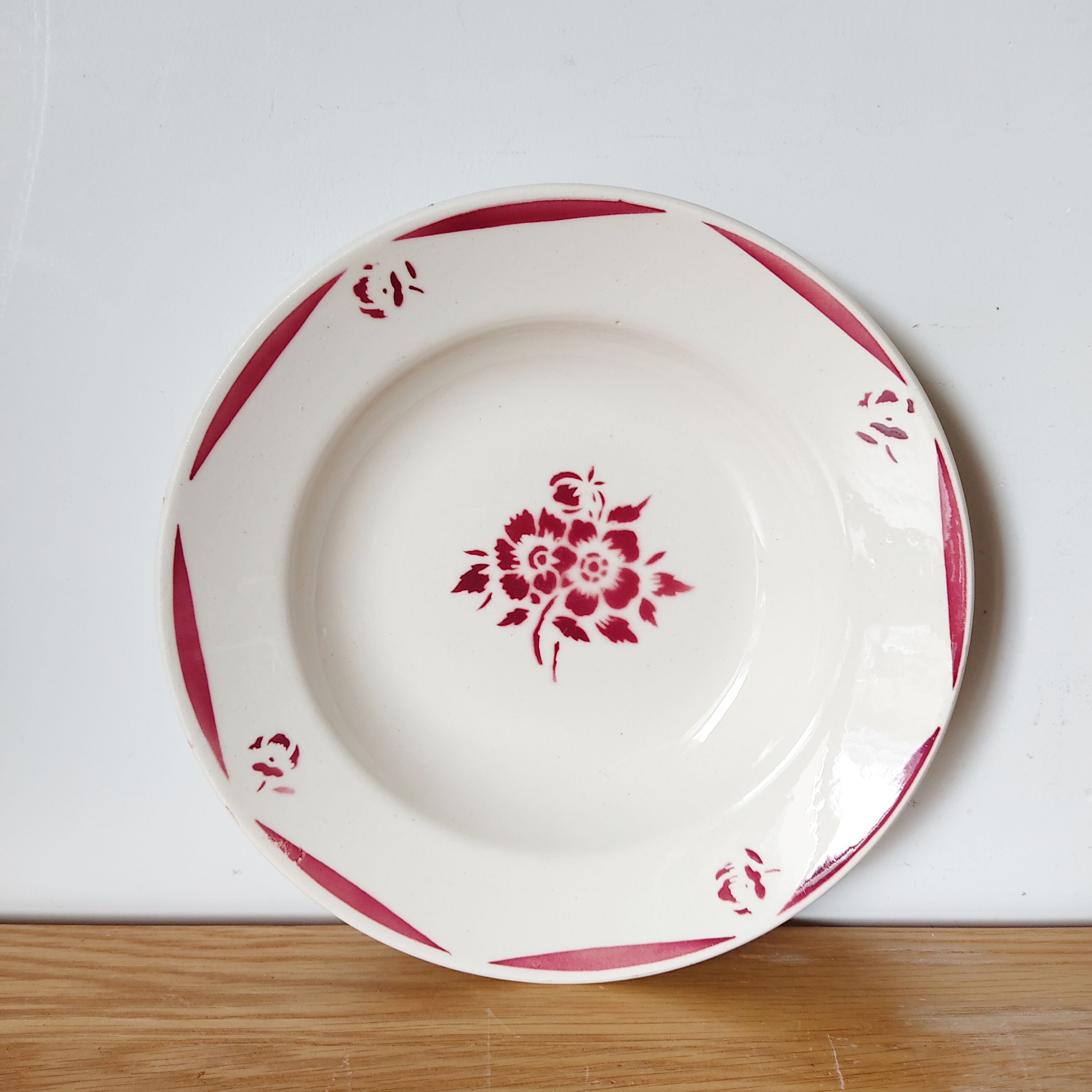 6 old hollow plates