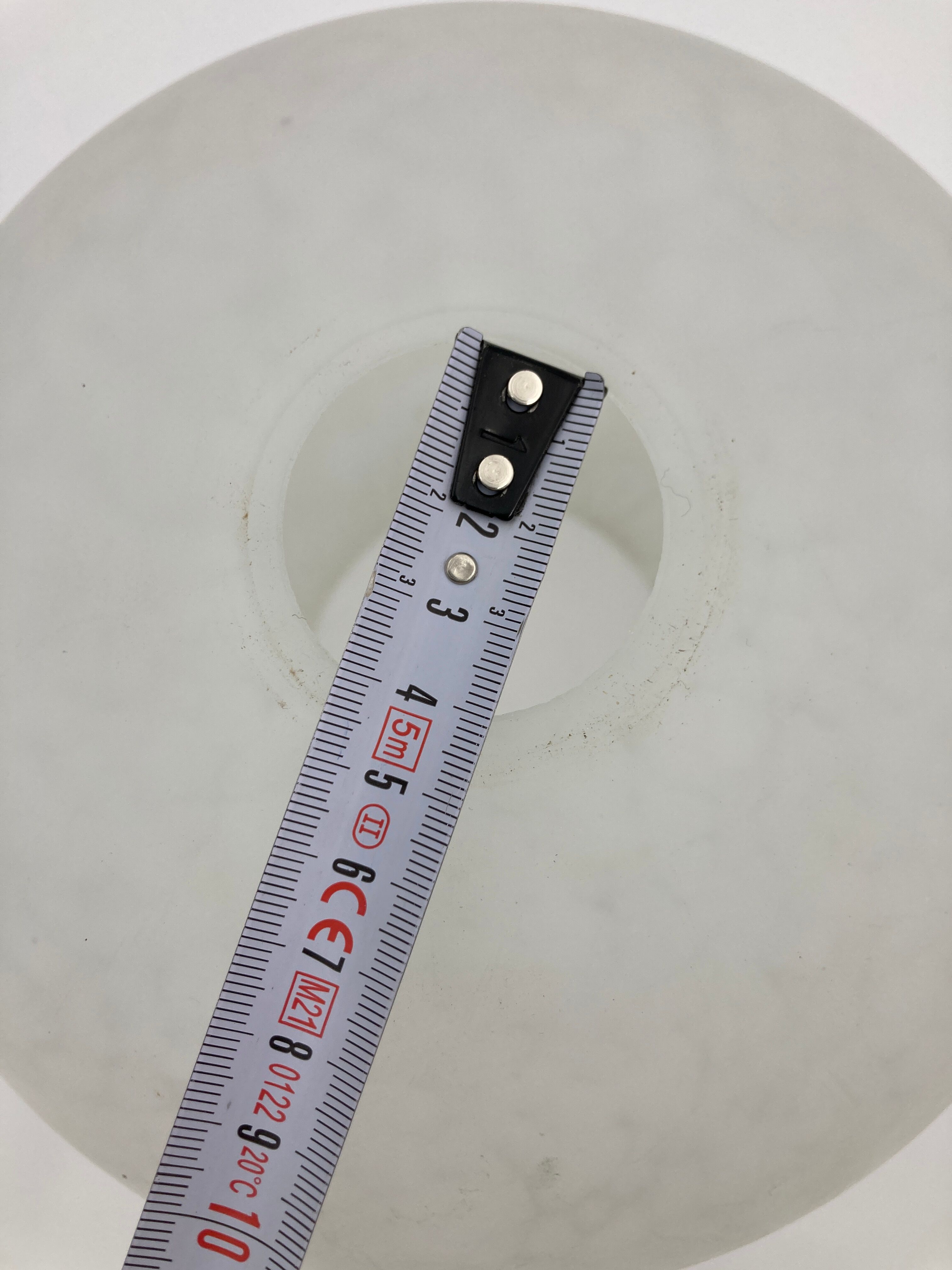 Speckled glass suspension