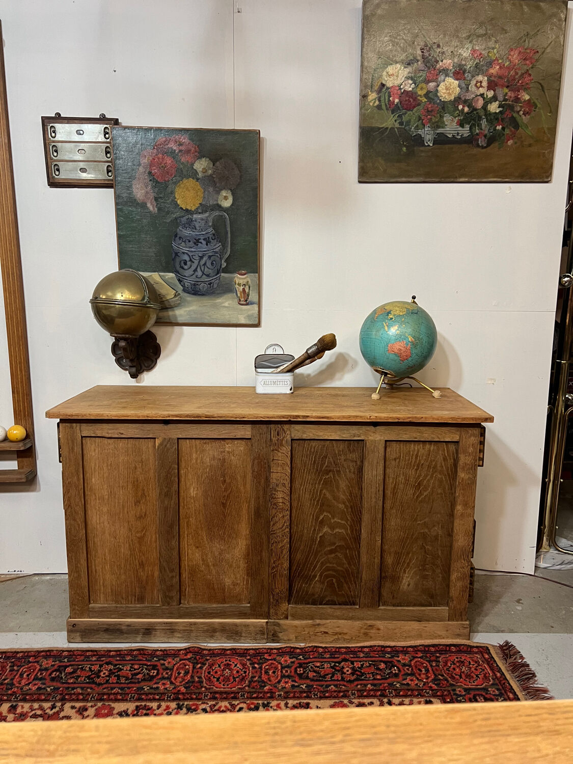 Ancien meuble de droguerie en chêne