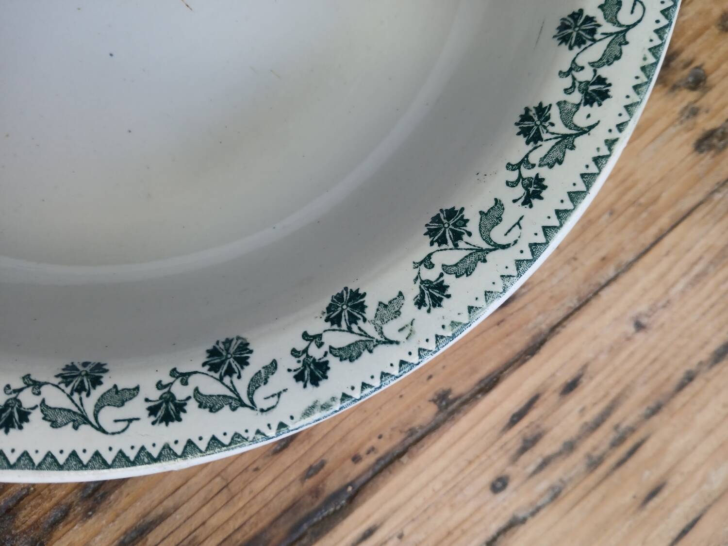 Round dish Moulin des Loups, Georgette model