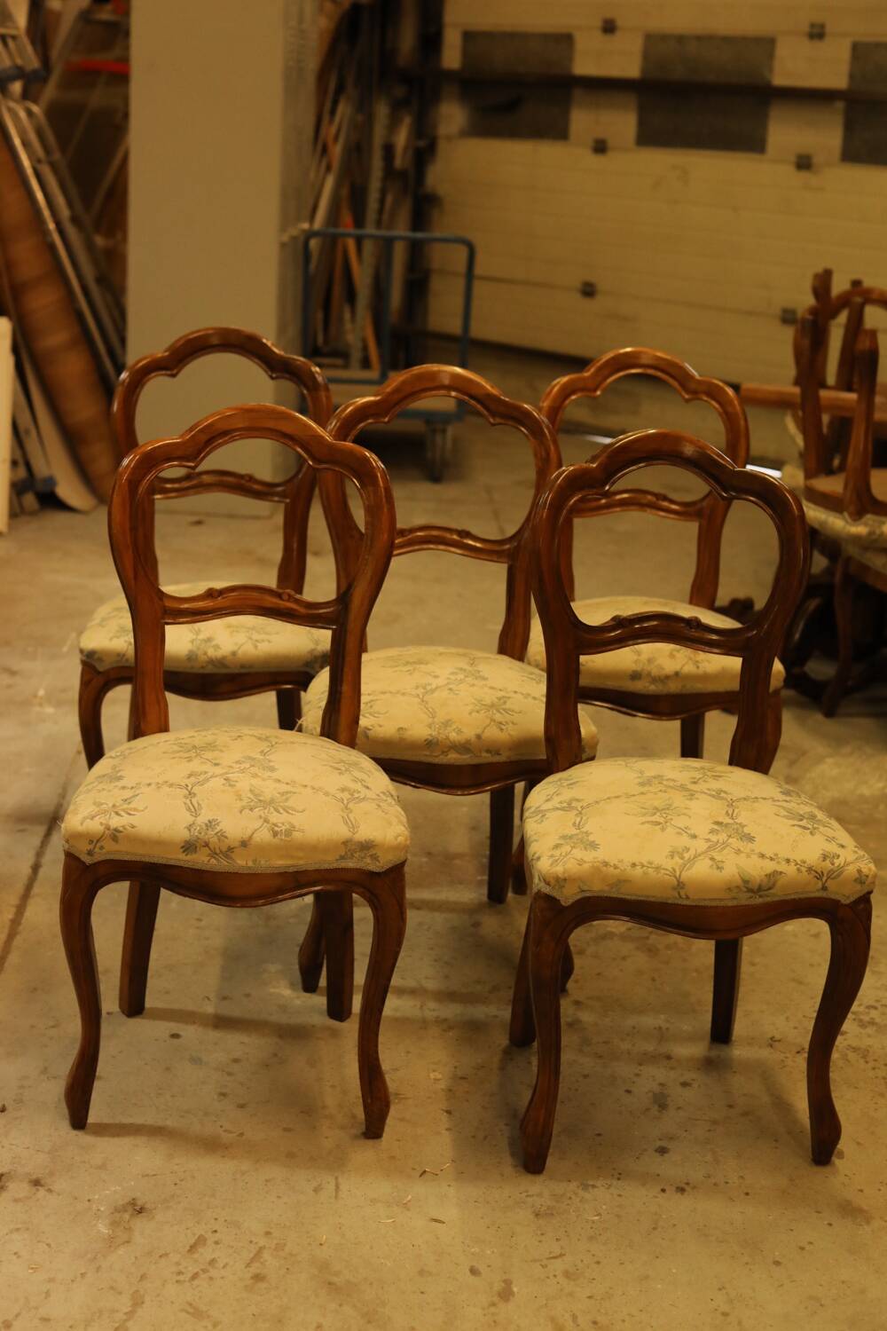 Set of 5 antique Louis-Philippe style chairs – 19th century