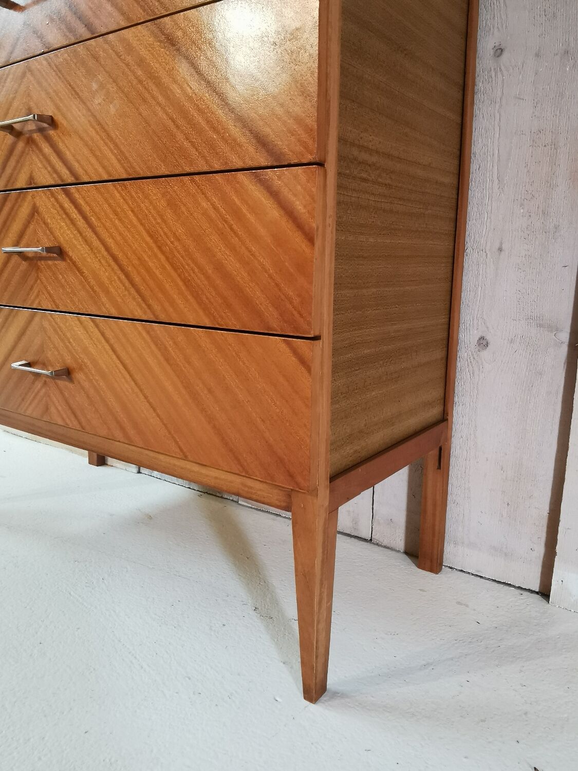 Commode vintage