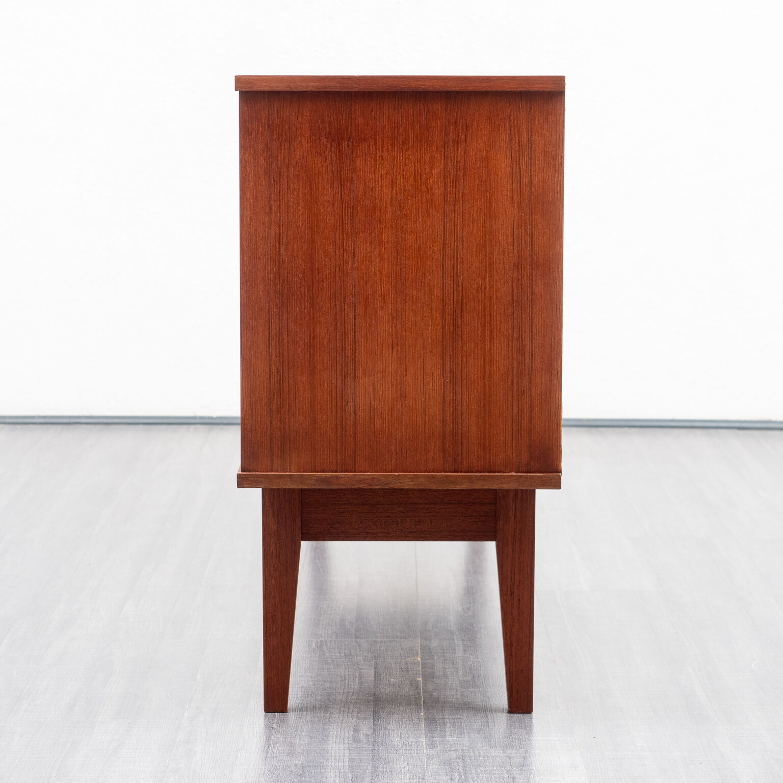 Scandinavian-style teak line, sliding door