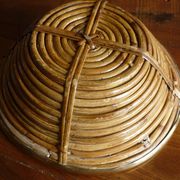 Bauhaus DLG rattan and brass bowl by Italian Gabriella Crespi