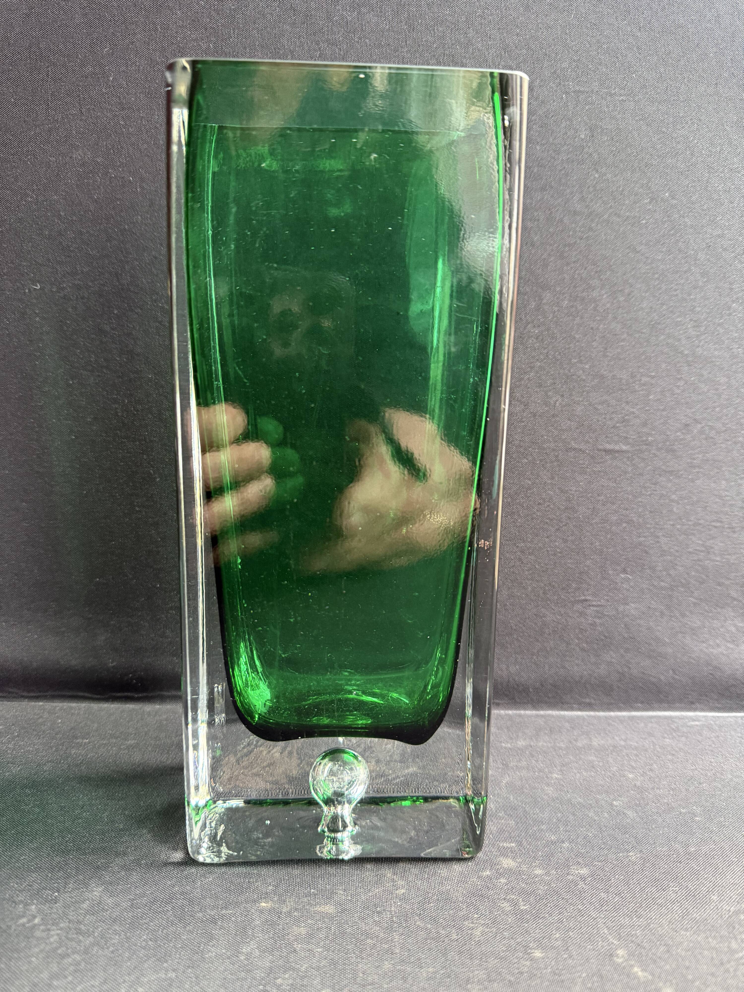 Rectangular vase in green sommerso glass