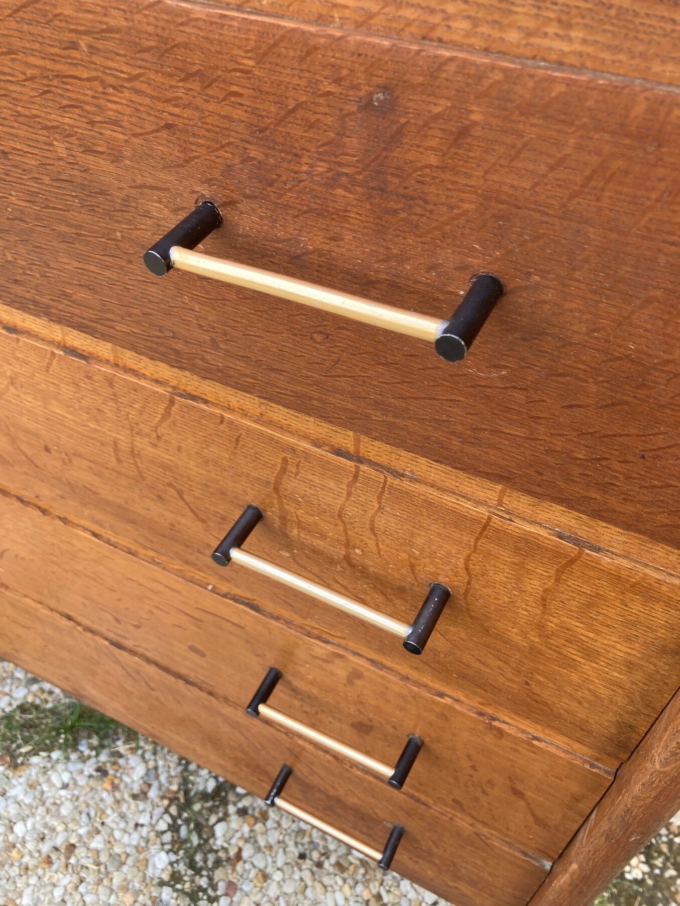 Vintage dresser compass feet