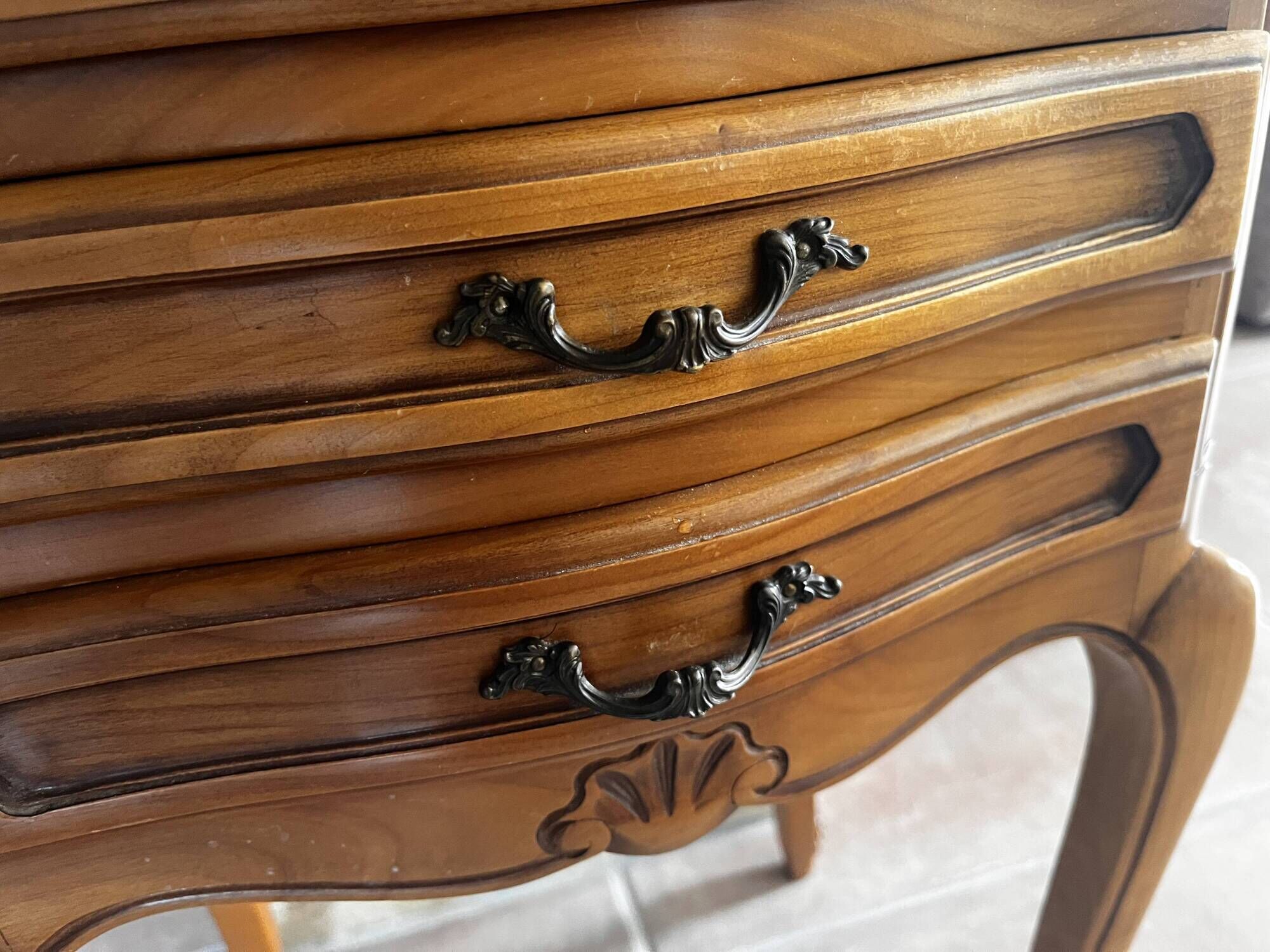 Bedside table