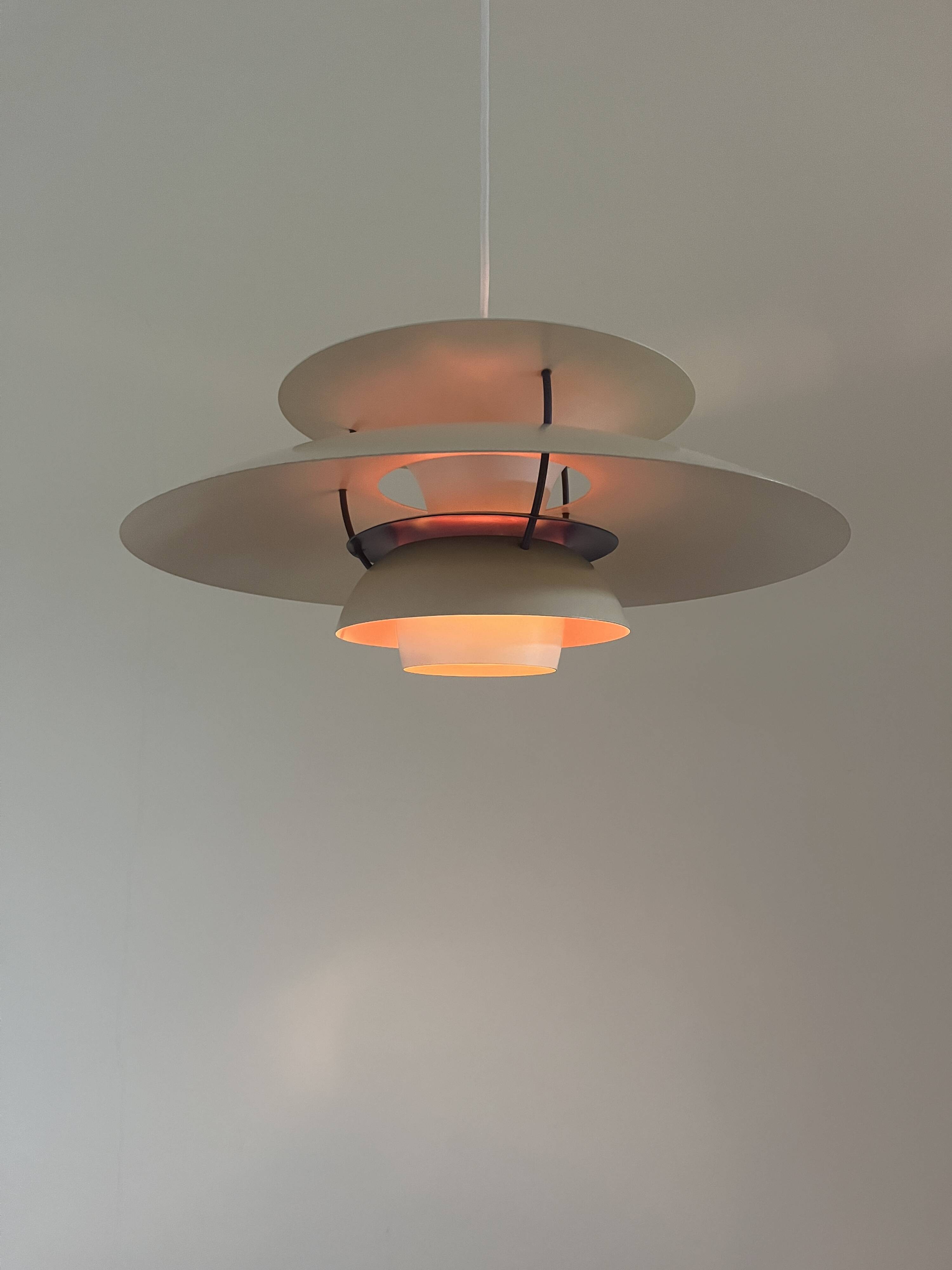 Vintage Louis Poulsen PH5 - Poul Henningsen