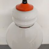 Suspension of the 70s in white opaline