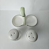 Ceramic salt & pepper shakers in good condition
