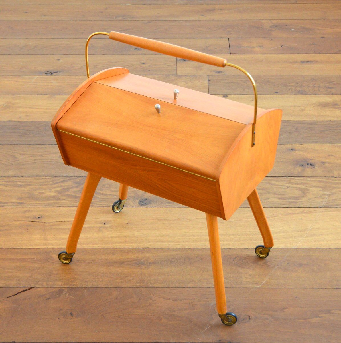 Worker / Vintage sewing box 1960s