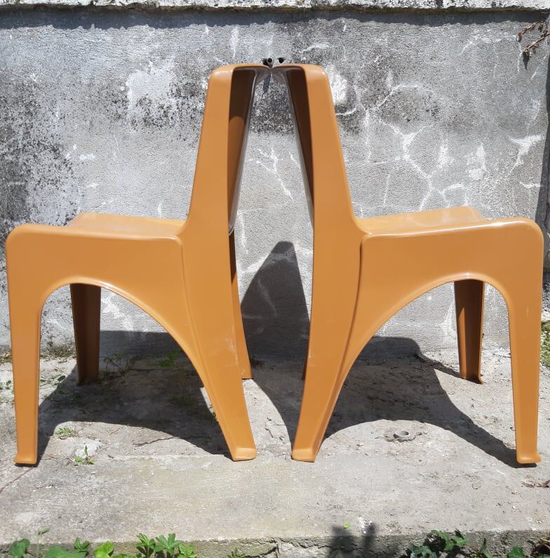 2 Gilac chairs