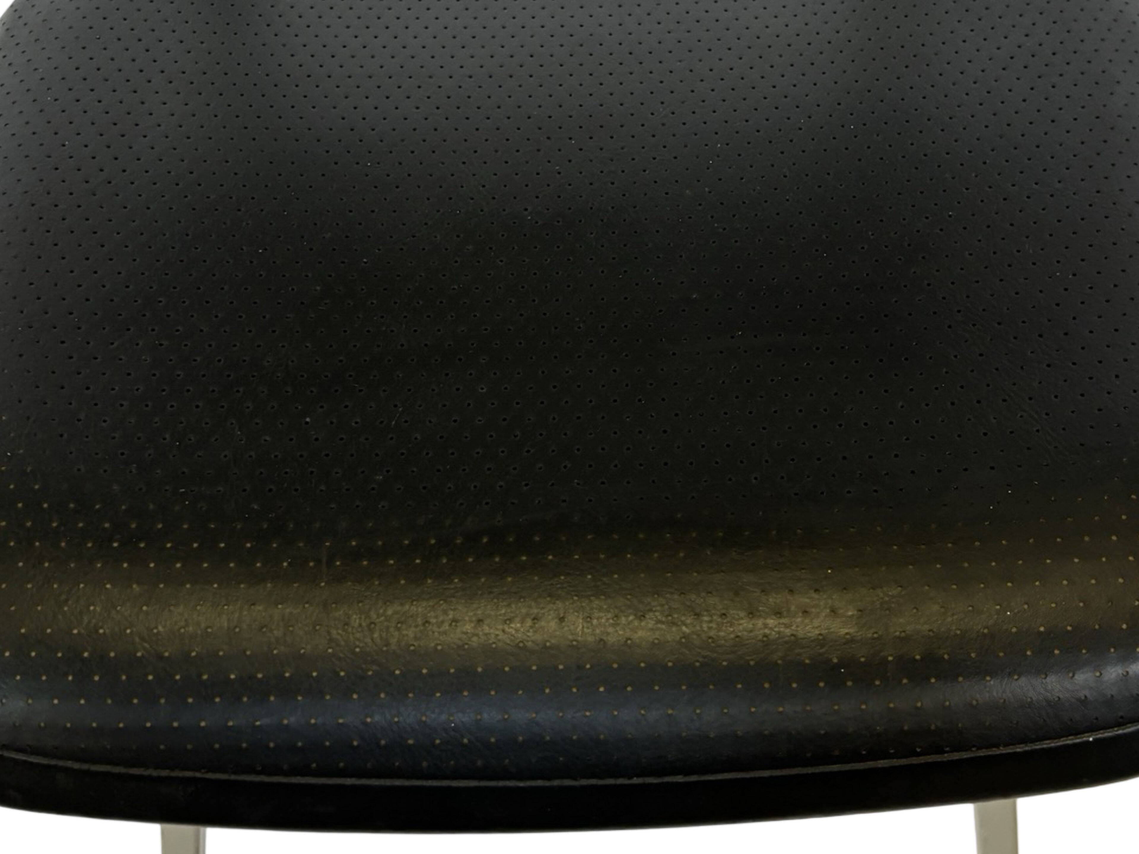 Friso Kramer Result Ahrend chair by Ahrend de Cirkel Dutch Design