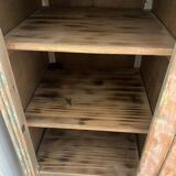 Armoire parisienne