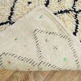 Handmade moroccan berber carpet 175 x 131 cm
