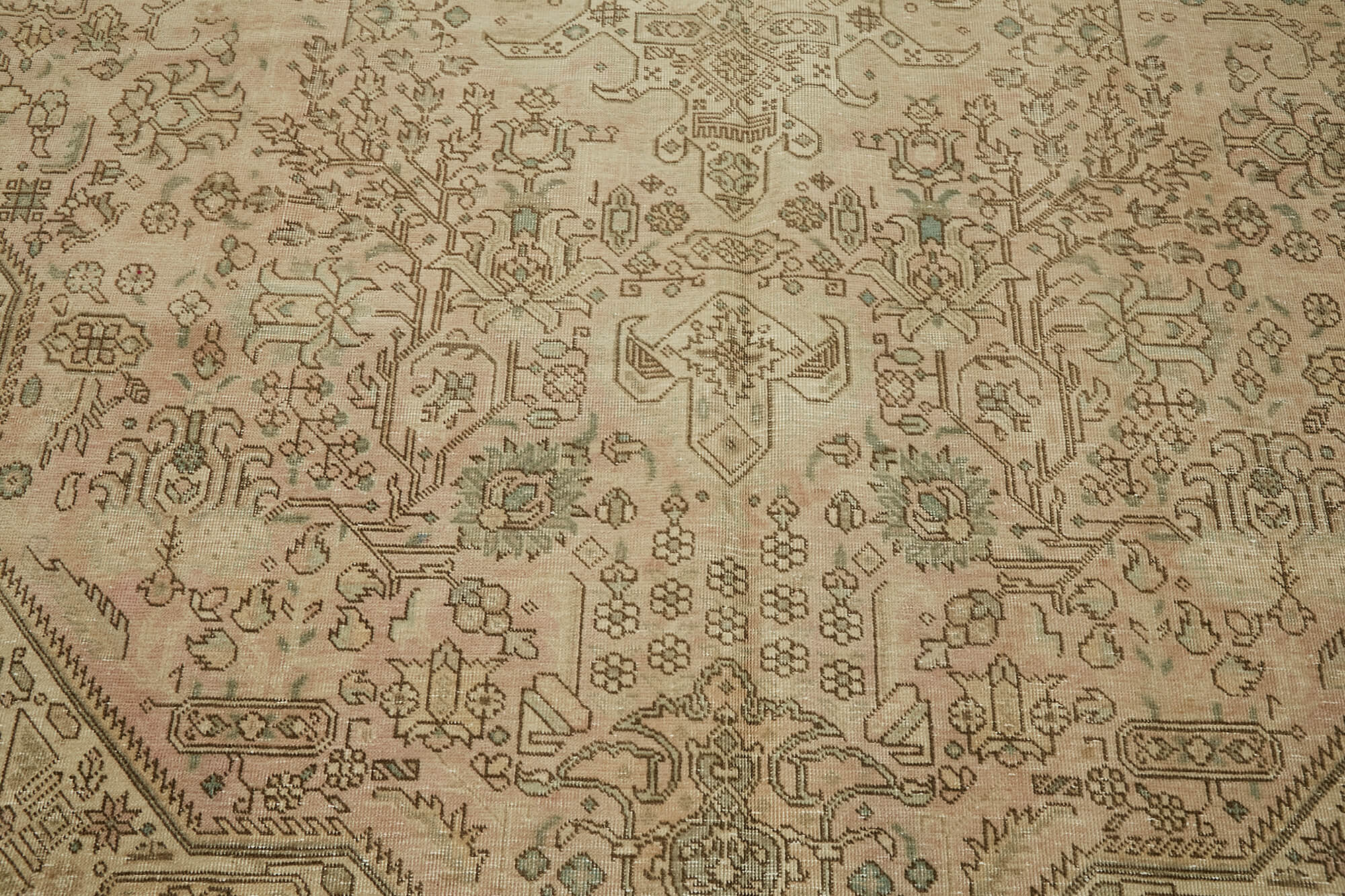 Hand-Knotted Persian One of a Kind 1970s 190 cm x 289 cm Beige Wool Carpet