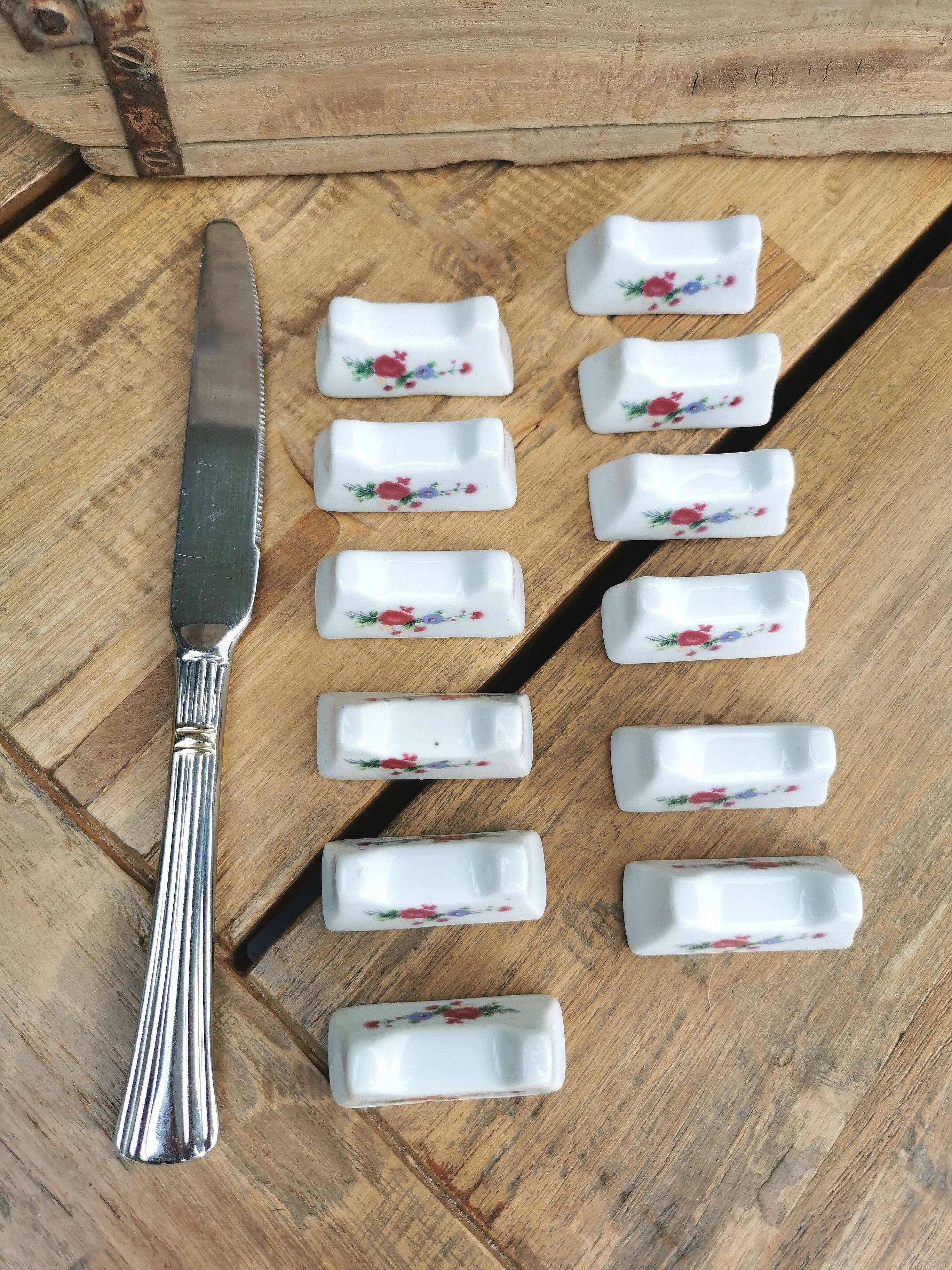Set of 12 knife holders