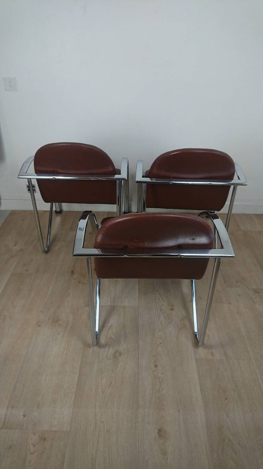 Slichaise Souvignet chrome armchair