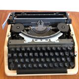 Brother Nogamatic 400 typewriter