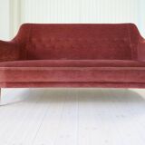 "Samsas" canapé in rare velvet by Carl Malmsten from the mid-century, Sweden, 1960s.