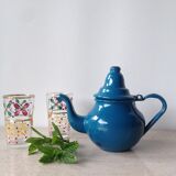 Théière en tôle émaillée bleue
