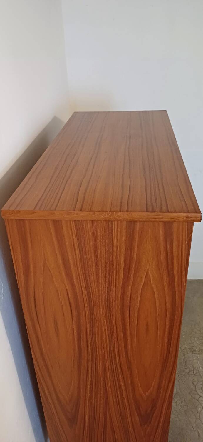 Scandinavian showcase buffet